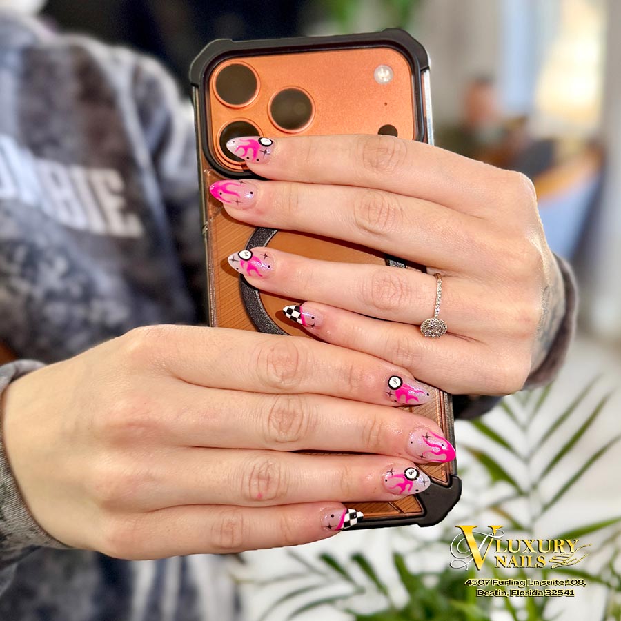 Trending Nail Art